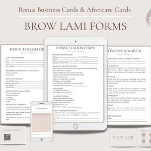Pode incluir: Uma maquete digital de formulários de laminação de sobrancelhas, incluindo registros de consulta, consentimento e teste de contato, exibidos em um tablet e smartphone. Cartões de visita e de cuidados posteriores também estão incluídos. Os formulários têm um esquema de cores neutras e o texto "BROW LAMI FORMS".