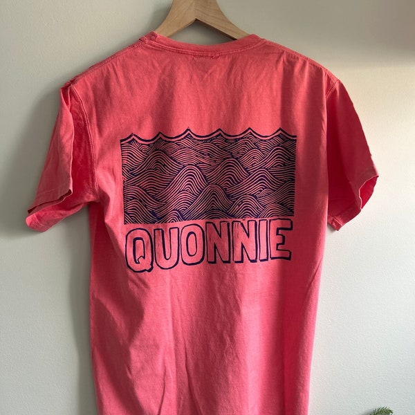 QUONNIE RI Graphic Block Print Pocket Tee - Quonochontaug Rhode Island Comfort Wash Tshirt