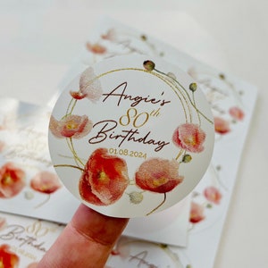 Bloemenbloemstickers met klaprozen | Bruiloft I Natuurthema ontwerplabels I Gepersonaliseerde tekst Datumnamen I Babyshower Vrijgezellenfeesten