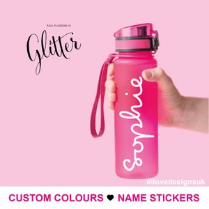 Autocollant nominatif personnalisé pour bouteille d'eau | Décalcomanies en vinyle pour verre, plastique, boîte cadeau | Fabriqué au Royaume-Uni | Paillettes, or, argent, or rose