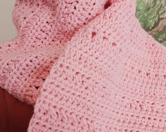 Light pink wide scarf 58 x 10