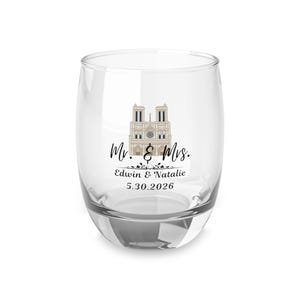 Custom Bride & Groom Glasses | Personalized Wedding Glass Set with Name and Date | Luxury Champagne Flutes or Wine Glasses for Couples