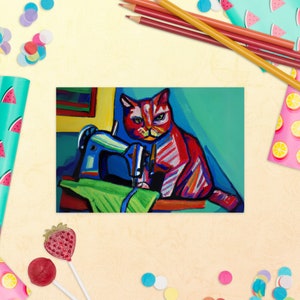 Carte postale #25 couture chats, oeuvre d'art originale, impression passionné de couture, carte postale humoristique de pendaison de crémaillère, carte de collègue qui aime les chats