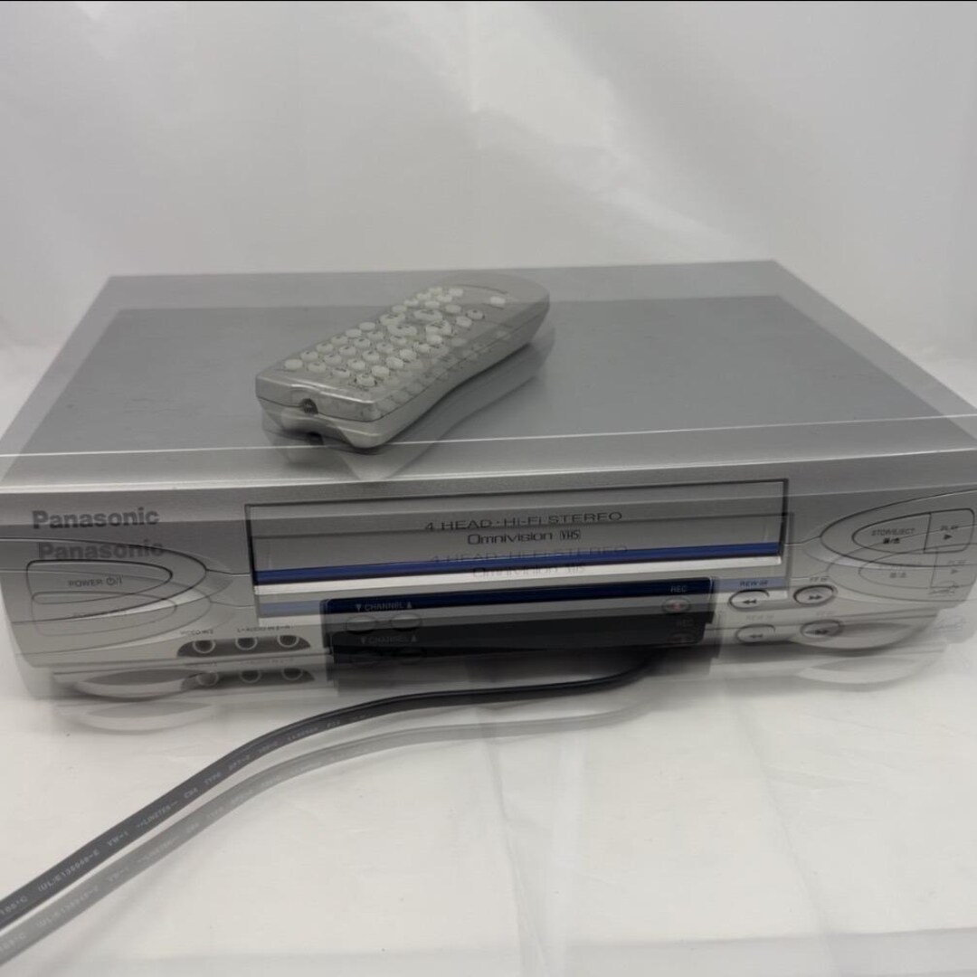 Panasonic PV-V4523S Omnivision 4-head Hi-fi Stereo VHS VCR Silver