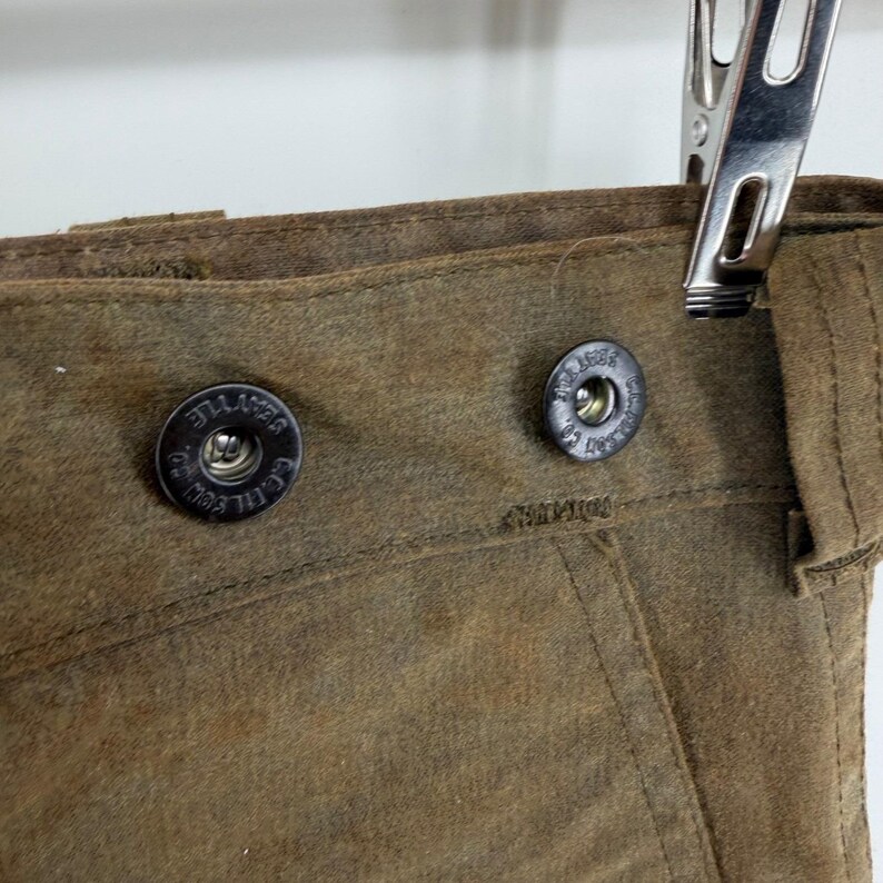 Pantalones de caza dobles Filson, lona de algodón encerado, color verde oliva/marrón claro, para hombre, fabricados en EE. UU., talla 36x31. imagen 6