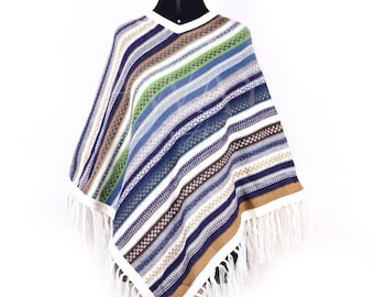 Handwoven white poncho / Traditional Peruvian Poncho / Alpaca Wool Poncho / Quechua Poncho / Colorful Cape / Women's Poncho / Gift for her