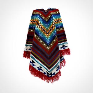 Alpaca poncho, Unisex alpaca poncho.  Shaped style. Ecuadorian poncho. Wool poncho. Native alpaca poncho Poncho, Beautiful poncho, Gift