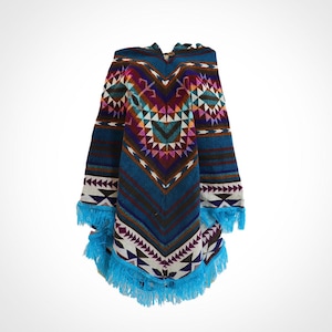 Alpaca poncho, Unisex alpaca poncho.  Shaped style. Ecuadorian poncho. Wool poncho. Native alpaca poncho Poncho, Beautiful poncho, Gift