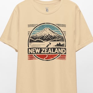 Vintage New Zealand Tee: Retro Mountain Graphic, Travel Souvenir
