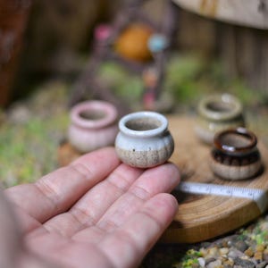 Miniature Ceramic Jar, Pot – Hand Glazed Clay Pots for Dollhouse or Fairy Garden Decoration, Ceramic Bowl, Dollhouse Accessory