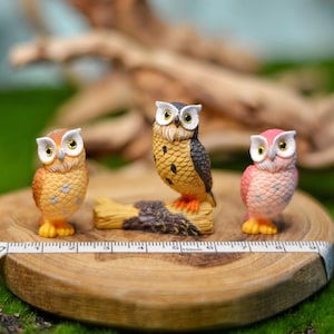 Miniature Resin Owl: Adorable Fairy Garden Dollhouse Decor