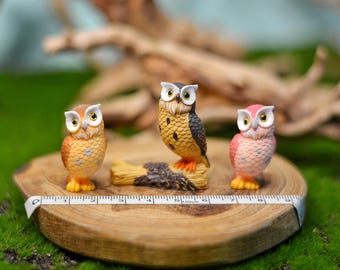 Miniature Resin Owl: Adorable Fairy Garden Dollhouse Decor