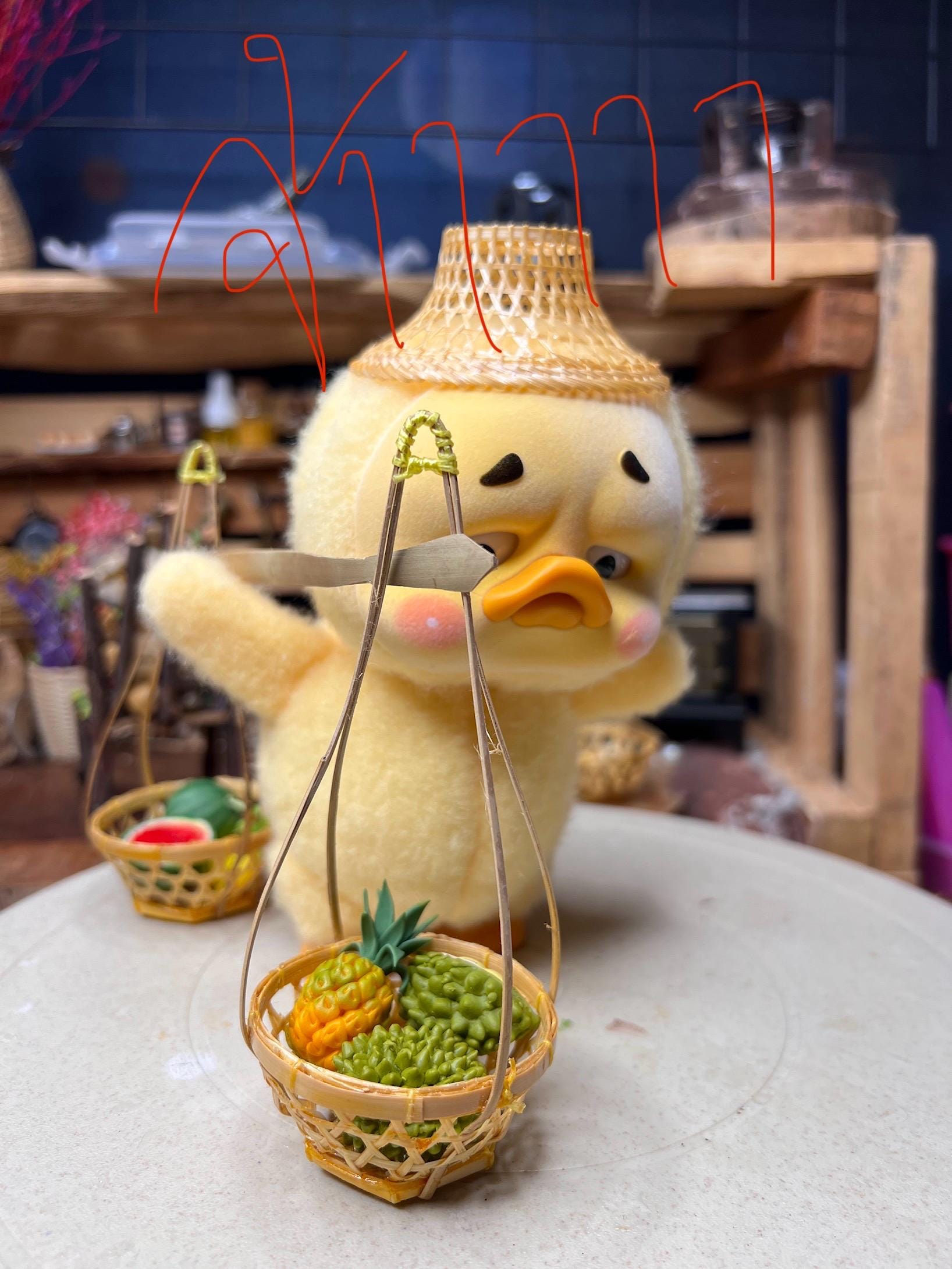 ミニチュア竹かご（持ち運び用ポール付き）、ヴィンテージアジアン