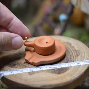 Miniature Quern-Stone for Mill/Grinder Pottery: Vintage South Asian Style
