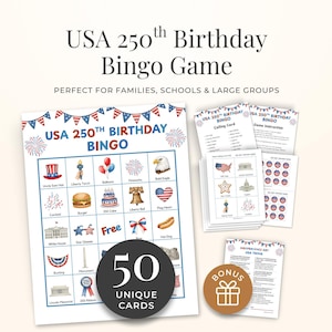 Puede incluir: Un juego de bingo USA 250th Birthday que incluye una tarjeta grande con ilustraciones patrióticas como un sombrero del Tío Sam, la antorcha de la libertad y un águila calva. Incluye tarjetas de llamada, instrucciones y 50 tarjetas de juego únicas.