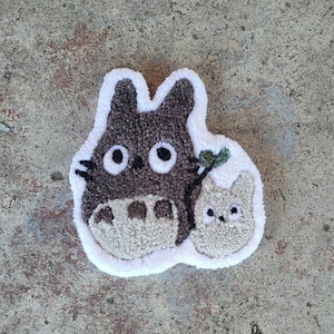 Wall hanging Totoro carpet