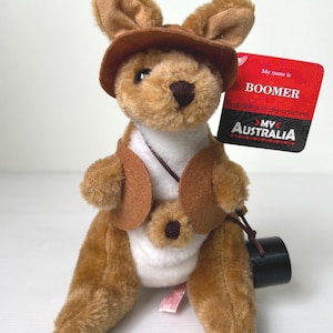 Vintage, Citer Souvenirs knuffel Cairns Kangoeroe met Joey in Cairns, Australië