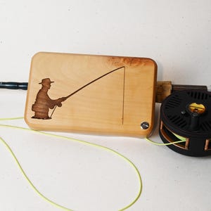 Maßgeschneiderte Fliegenfischerbox, Geschenk für Fliegenfischer, Walnussholz Tackle, Fliegenfischen Geschenke für ihn, Vatertagsgeschenk