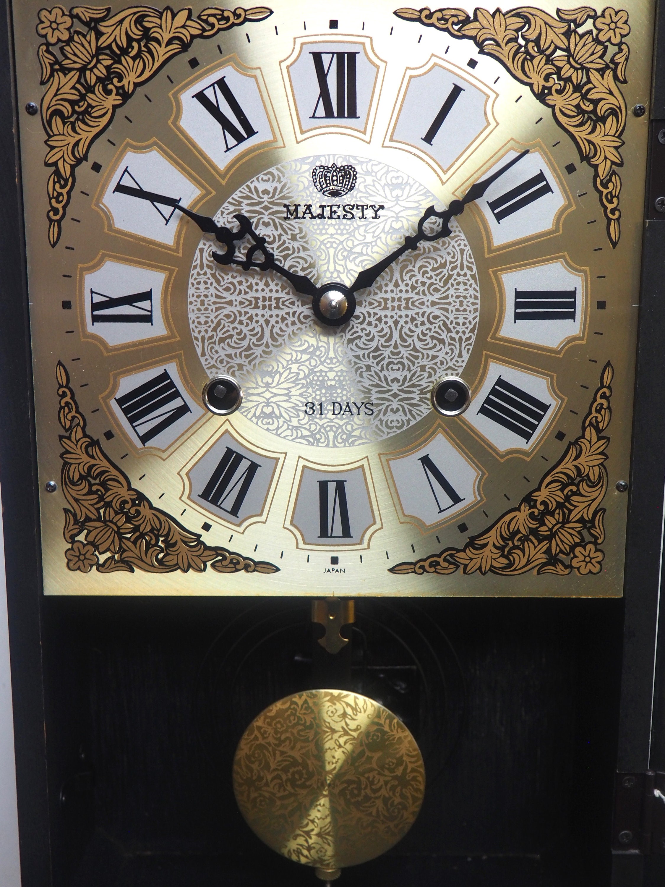 Mahogany Glazed Case 31-day Wall Clock Majesty Vienna Wall Clock