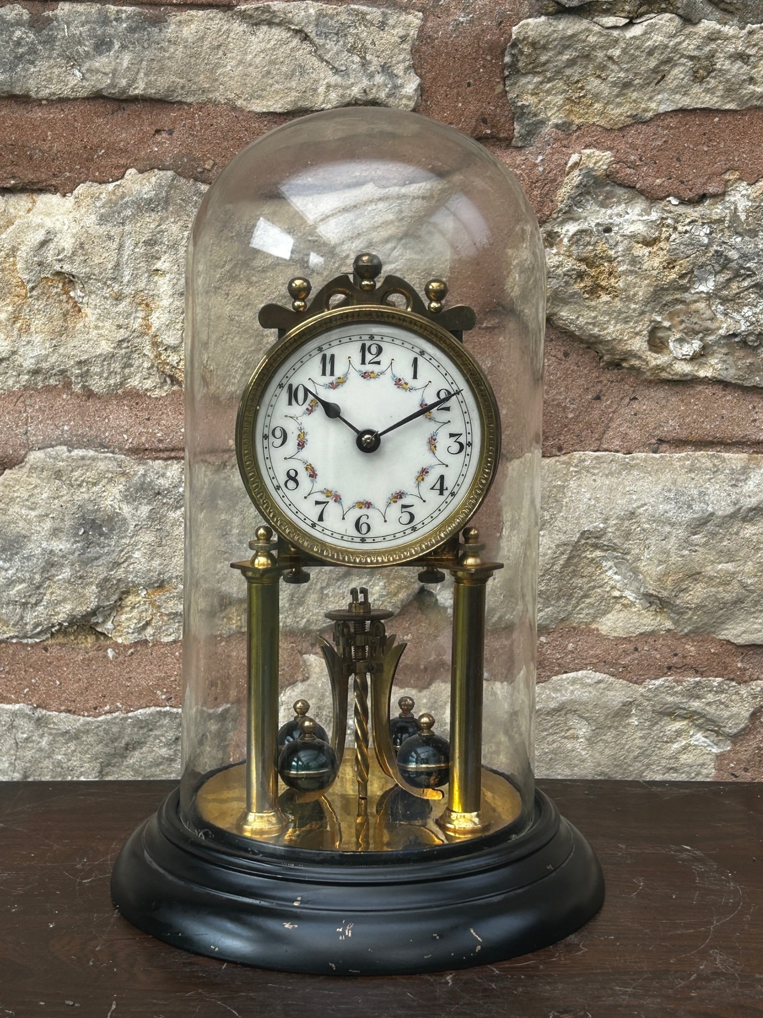 アンティーク置時計 Forestville カナダ 振り子式　 ゼンマイ アンティーク置時計 Forestville カナダ 振り子式 ゼンマイ