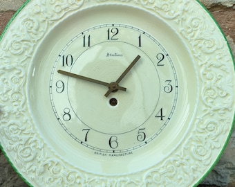 Vintage Kitsch Country Bentima Royal Winton Plate wall clock
