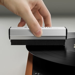 Vinyl Brush Record Cleaner Anti-Static Microfiber Record Brush For Vinyl Record Velvet Brush Cleaner