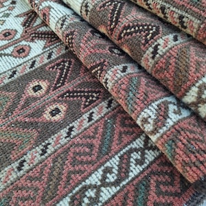Handwoven Persian Design Rug, unique floor decor, (3.6x6.3 ft) image 1