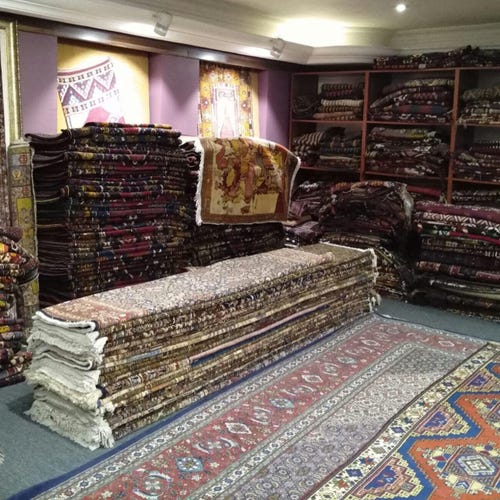 【Shou】トルコ絨毯　ビンテージ　ウール　手織り　ラグ Vintage 手織り絨毯 ラグ 花柄 天然染料 100年前トルコ オスマン帝国