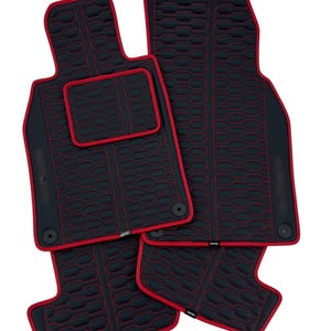 Alfombrillas de cuero personalizadas para coche: revestimientos de suelo de lujo a medida, interiores hechos a mano para cualquier coche.