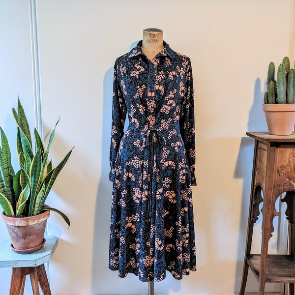 Vintage 1970s long sleeve dress | Comfy vintage maxi dress | 70s long floral dress