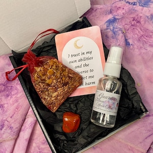 Protection Mini Box of Dreams for Mind, Body & Spirit, Energy Cleansing, Pillow Mist, Dream Bag, Crystal, Affirmation Card, Mindfulness Gift