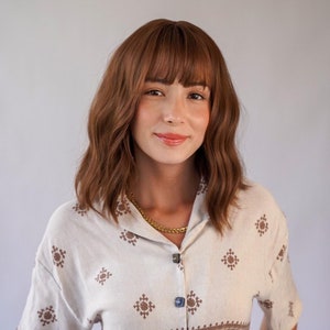 Short Wavy Brunette Wig with Bangs Cute French Bob Natural Wigs for Women 14 inches