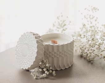 Handmade Scented Candle – Coconut Wax, Wooden Wick, Gypsum Jar
