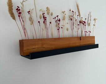 Flower meadow / wooden beams