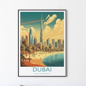 Könnte beinhalten: Ein gerahmter Kunstdruck mit einer stilisierten Illustration von Dubai, Vereinigte Arabische Emirate. Das Kunstwerk zeigt die Skyline der Stadt mit dem Burj Khalifa, Palmen und einer Strandszene. Das Wort "DUBAI" ist unten aufgedruckt.
