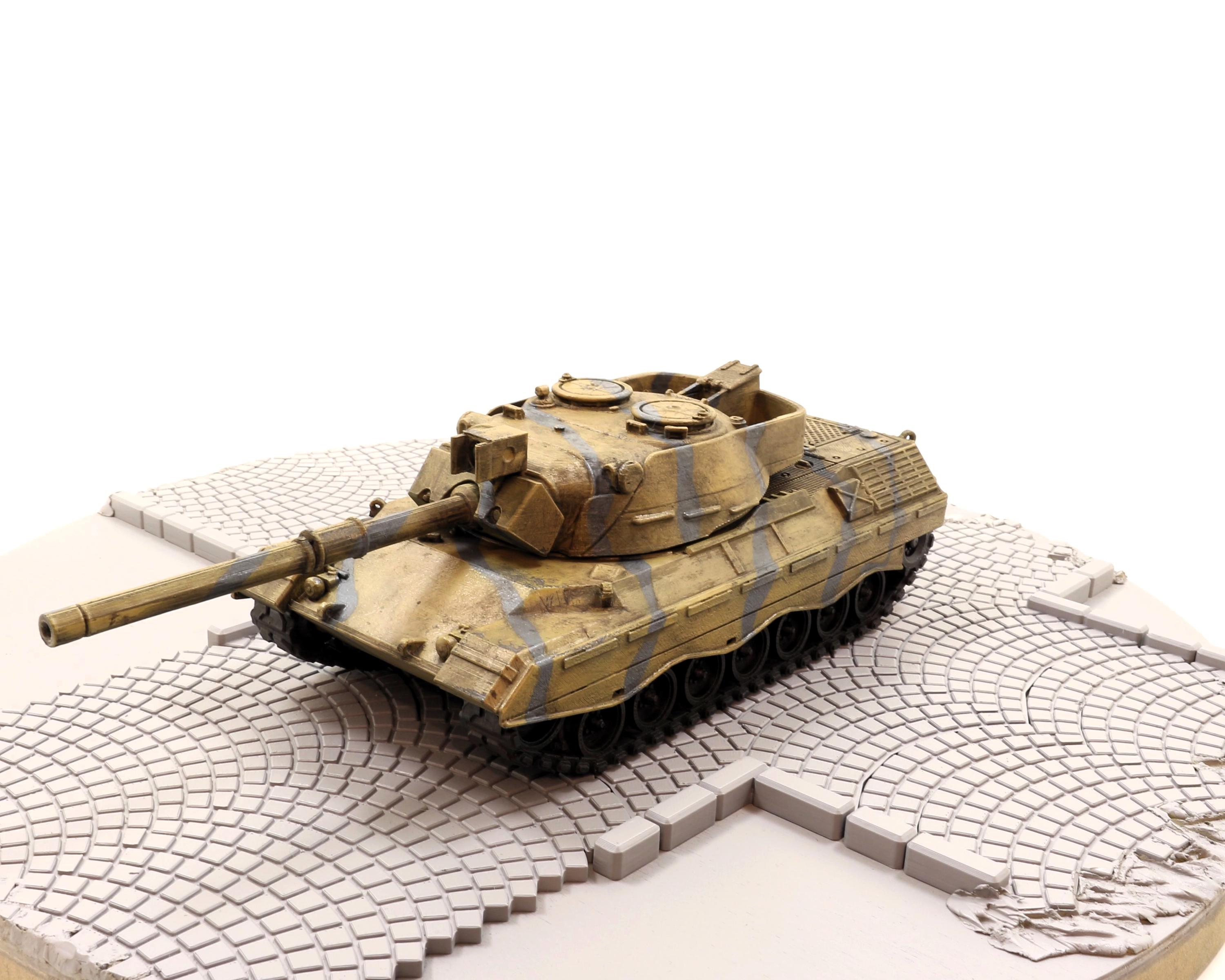 レオパルド1A5戦車モデル - 1/35スケール、3Dプリント、塗装済み
