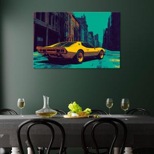 Coche deportivo amarillo de los años 70: decoración de pared retro con diseño de automóviles