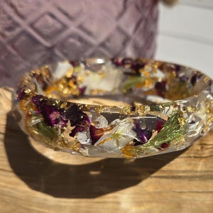 Resin Floral Bangle Bracelet