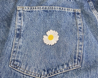 Daisy Flower Embroidery Patch Embroided Iron On Patche Daisy Flower Patch Dollar Funny Pa tch Customs Patch Jeans Daisy Gift Patch Patche