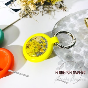 Étui pour airtag fait main avec fleurs violettes séchées avec feuille d'or, porte-airtag en résine aux couleurs personnalisées, housse imperméable pour colliers d'animaux de compagnie, porte-clés, cadeaux