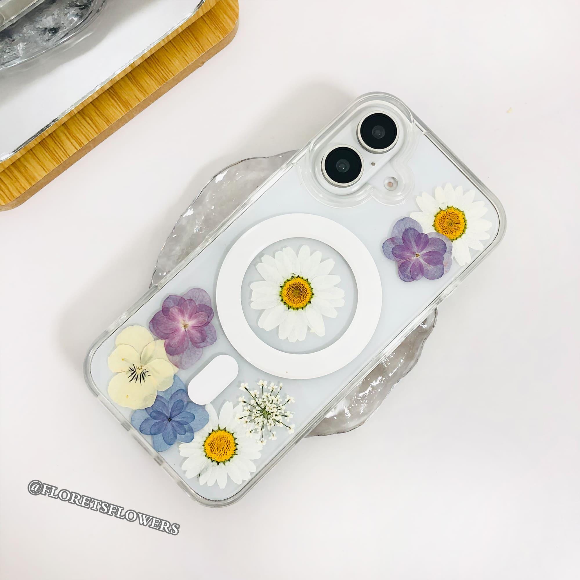 本物の花柄のスマホケース、マグネット式MagSafeデザイン、iPhone Air