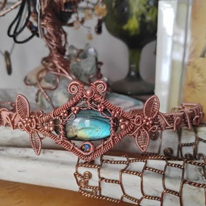 SPRING QUEENING! Wire wrapped TIARA!