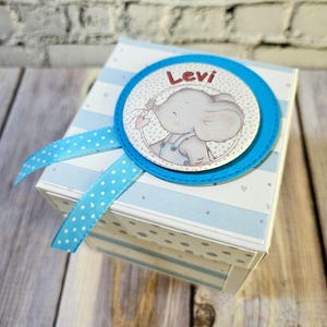 Explosionsbox zur Geburt Taufe personalisiert, Geschenkbox Geburt Taufe mit Name Geburtsdatum,  Gutscheinkarte Geburt, Überraschungsbox