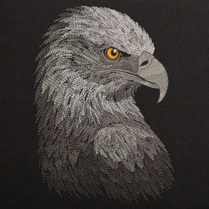 Realistic Bald Eagle Embroidery Design: Patriotic Bird (Digital File)