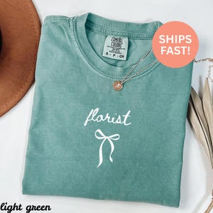 Comfort Colors® bloemistshirt bloemenwinkelshirt bloemendesignshirt botanisch shirt tuinieren shirt plantenliefhebber shirt cadeau voor bloemist