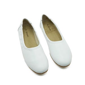 Women's Handmade White Flat Ballet Shoes - Zero Drop Sole Ballerina Shoes -Genuine Leather Wide Toe Box Slip-Ons