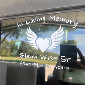 Adesivo de carro personalizado &quot;In Memory&quot;, adesivo branco com asas de anjo e coração
