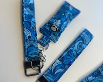 Combo de llavero de muñeca y porta lápiz labial - Paisley azul
