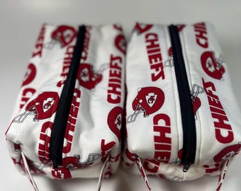 Estuche para brochas de maquillaje Chiefs - Bolsa cosmética rectangular hecha a mano