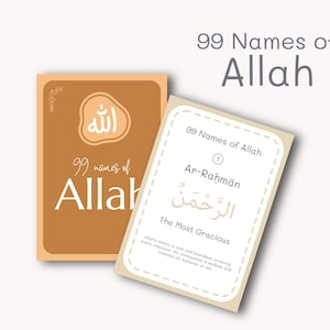 Puede incluir: Dos tarjetas con el texto "99 Nombres de Allah". Una tarjeta es de color marrón con la palabra "Allah" en árabe e inglés. La otra tarjeta es blanca con el primer nombre "Ar-Rahman" en árabe e inglés.